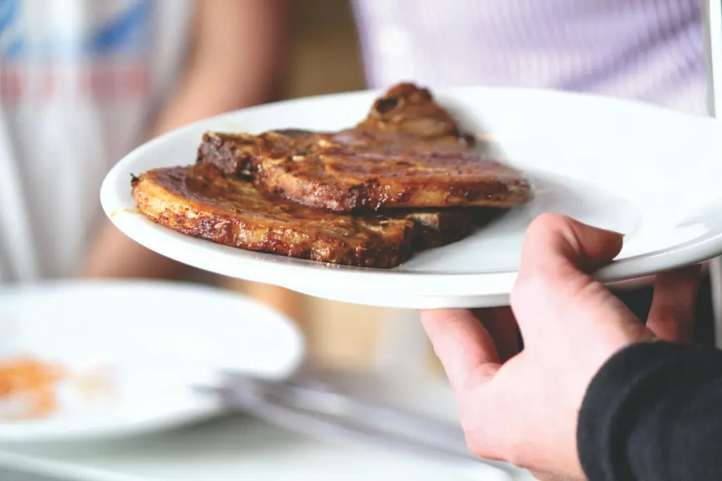 Read more about the article Brown Sugar Pork Chops
