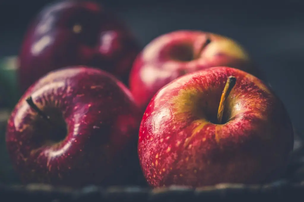 Read more about the article Swedish Apple Cake