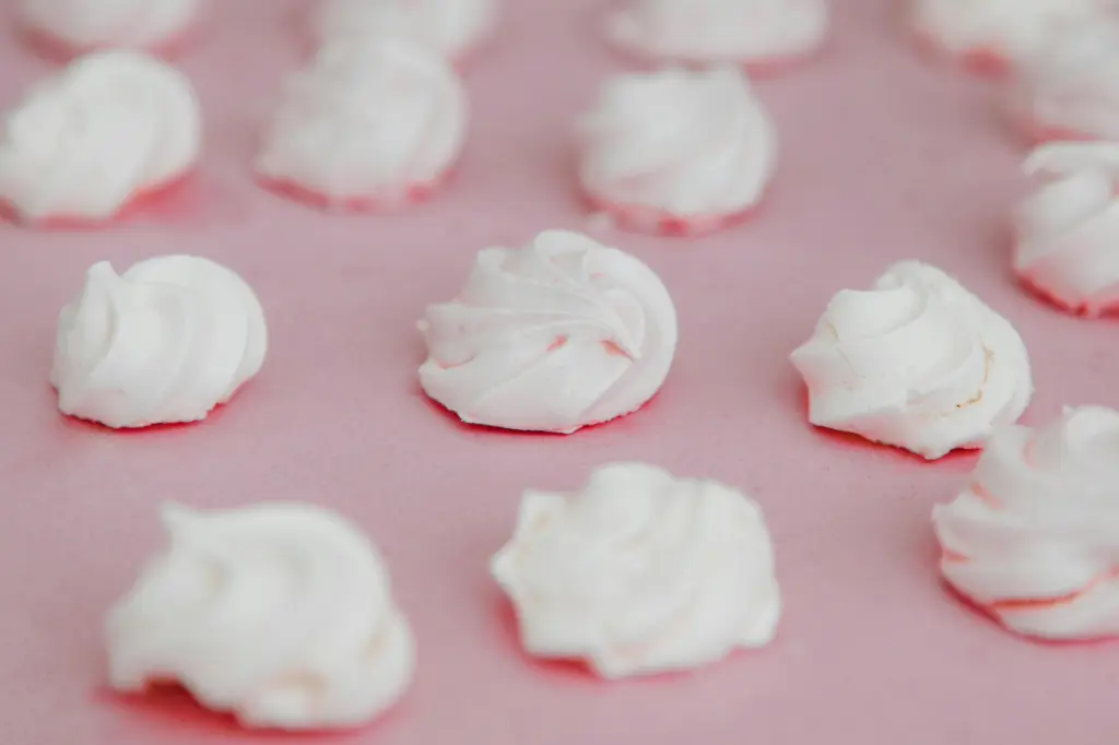 Mini Meringues