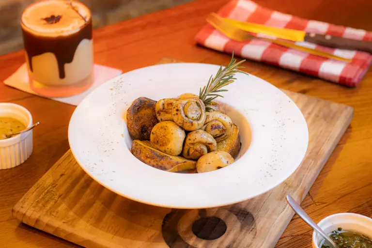 Grilled Mushrooms with Garlic Butter
